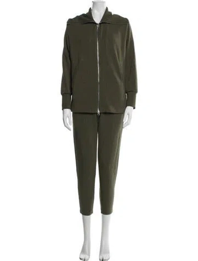 Pre-owned Varley Pant Set In Green