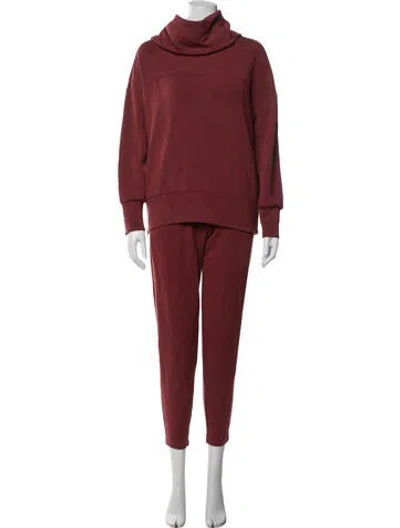 Pre-owned Varley Pant Set In Red