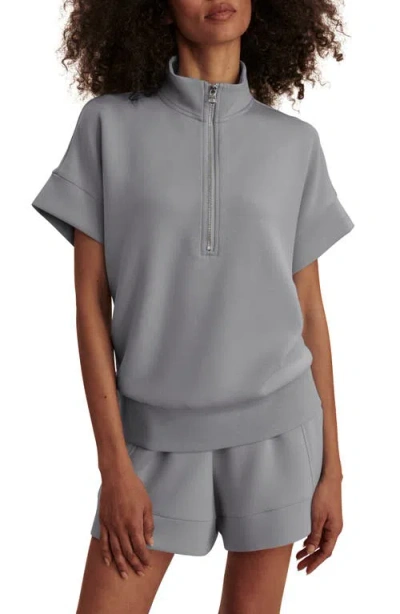 Varley Ritchie Short Sleeve Half Zip In Blue