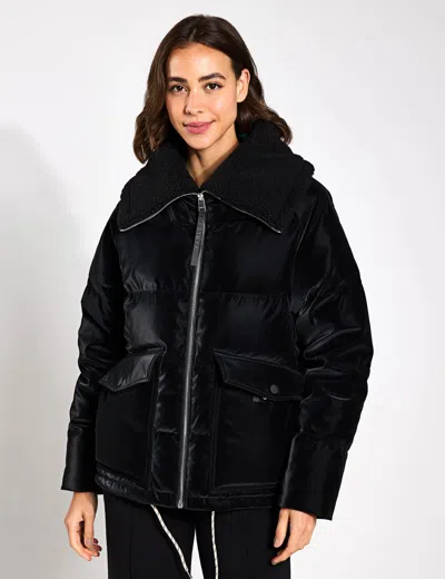 Varley Roseville Short Puffer Jacket In Black