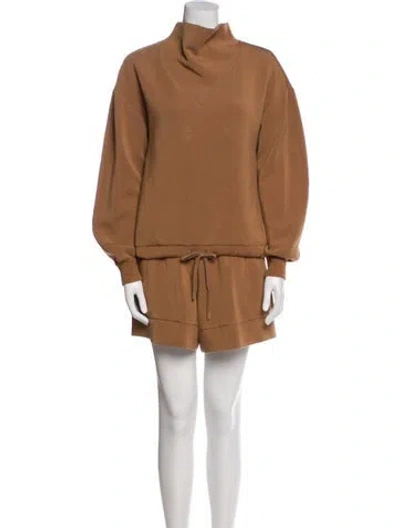Pre-owned Varley Short Set In Brown