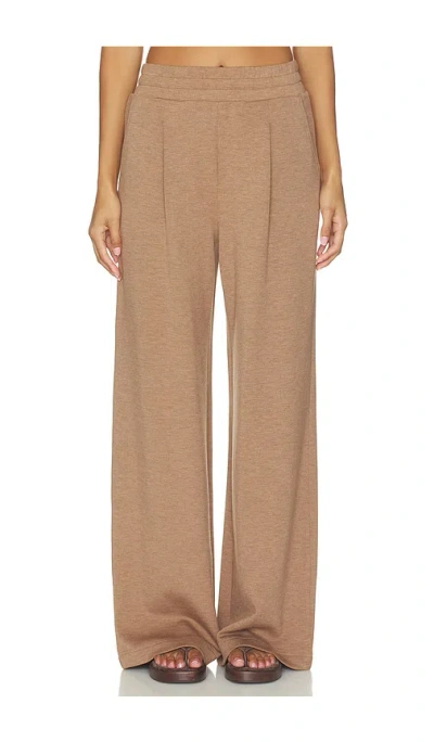 Varley Hosen Extra Wide Leg In Brown