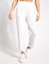 Varley The Slim Cuff Pant 25 In White