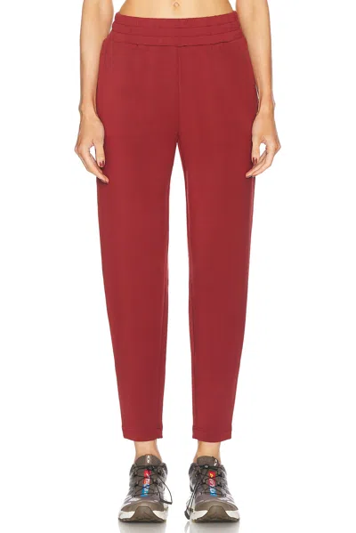Varley The Slim 27.5 Pant In Russet Brown