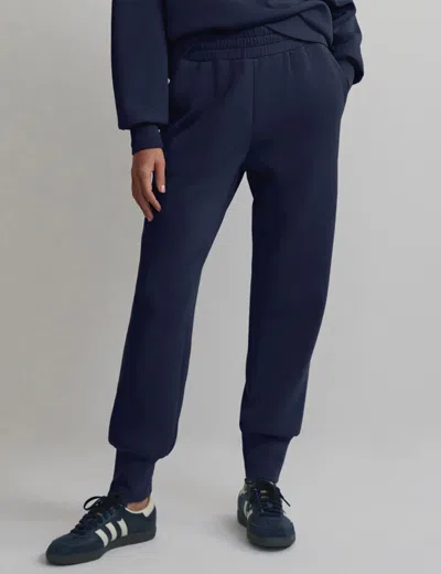 Varley The Slim Cuff Pant 25" In Blue
