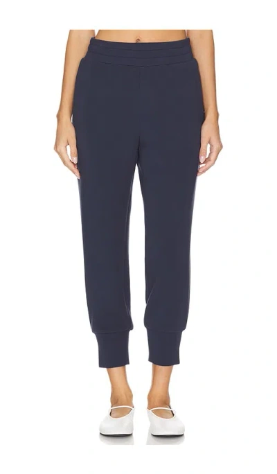 Varley The Slim Cuff Pant In 蓝夜