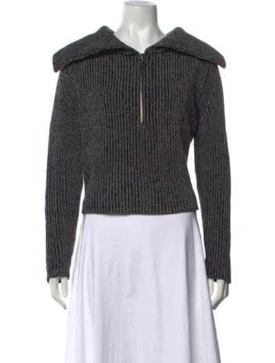 Pre-owned Varley V-neck Sweater In Black