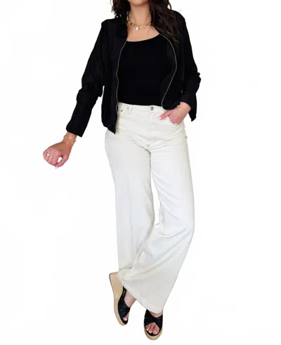 Vava Bell Cuff Top In Black
