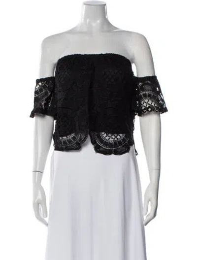 Pre-owned Vava Lace Pattern Off-the-shoulder Crop Top In Black