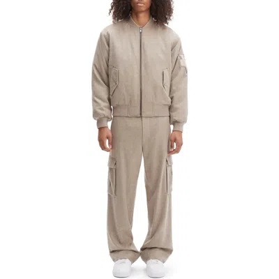 Vayder Costante Cargo Pants In Grey Sand