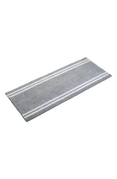 Vcny Home Hotel Stripe Bath Runner Rug In Grey/white