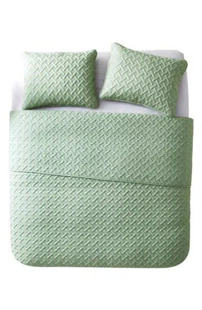 Vcny Home Nina Embossed Basketweave Quilt Set In Green