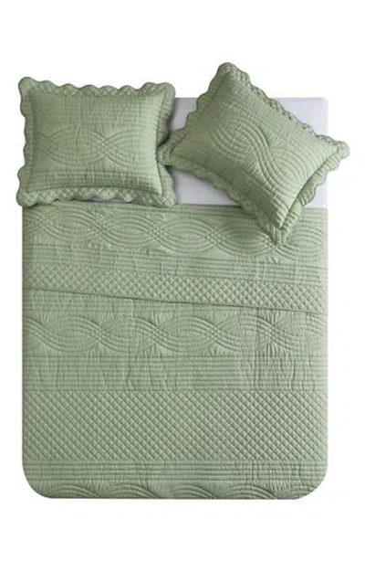 Vcny Home Scallop Microfiber Quilt Set In Green