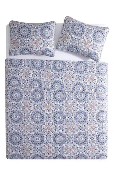 Vcny Home Sea Medallion 3-piece Quilt Set In Blue/multi