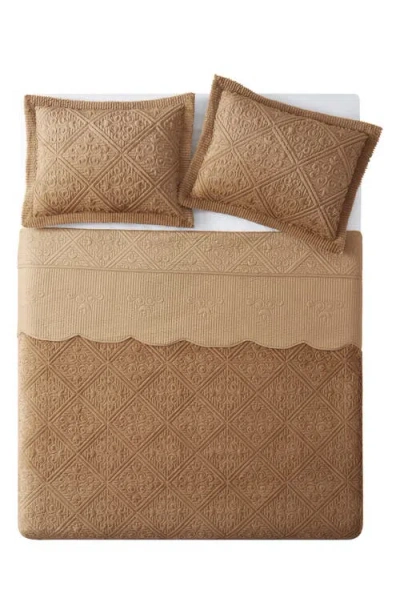 Vcny Home Westland Reversible Quilt & Shams Set In Brown