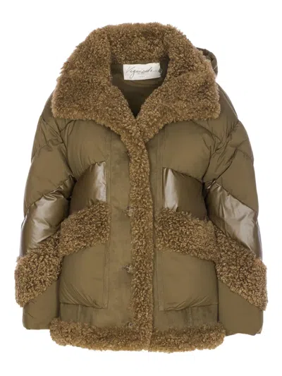 VEGANCODE FAUX-FUR DETAIL PADDED COAT