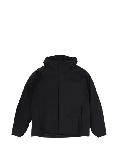 Veilance Altus Hooded Jacket In Black