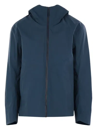 Veilance Arris Windbreaker In Blue