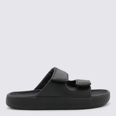 Veja Black Leather Etna Bold Sandals