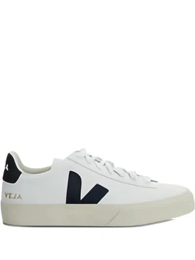 Veja Minimalist White Sneakers With Contrasting Logo In Neutral