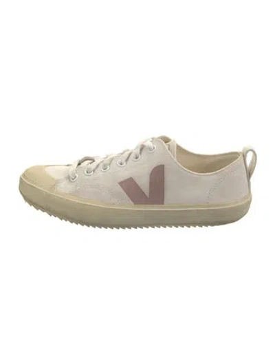 Pre-owned Veja Canvas Sneakers In Neutral