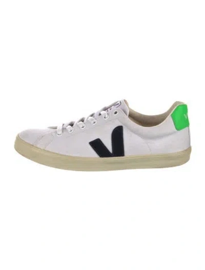 Pre-owned Veja Canvas Sneakers In Neutral