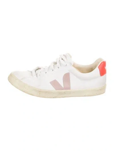 Pre-owned Veja Canvas Sneakers In White