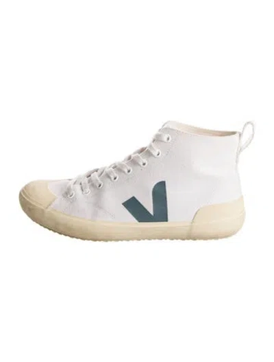 Pre-owned Veja Canvas Sneakers In White