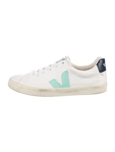 Pre-owned Veja Canvas Sneakers In White