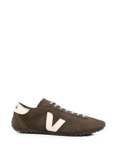 Veja Cateyes Logo-patch Suede Sneakers In Multi