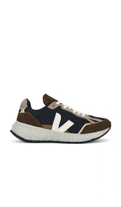 Veja Condor Royale Sneaker In Black & Cashew & Eagle