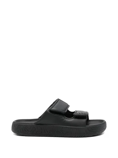 Veja Etna Bold Sandals In Black