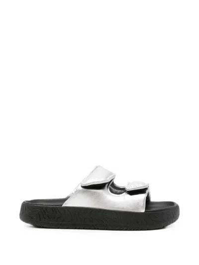 Veja Etna Touch-strap Flat Sandals In Silver