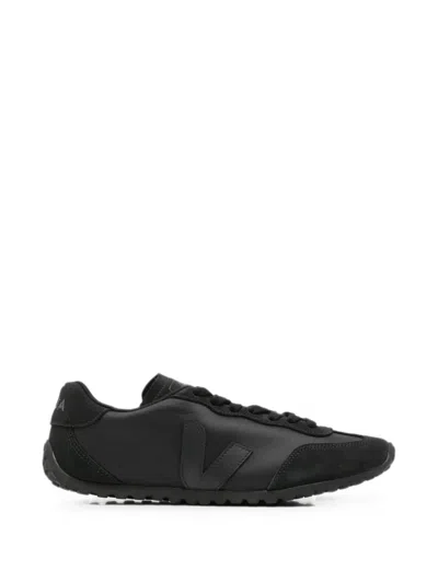Veja Gt Sneakers In Black