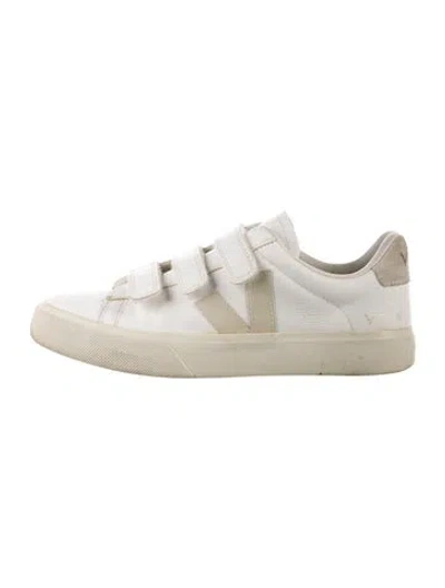 Pre-owned Veja Leather Athletic Sneakers In Gold/white