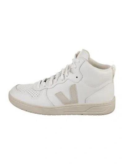 Pre-owned Veja Leather Athletic Sneakers In White