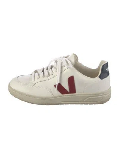Pre-owned Veja Leather Athletic Sneakers In White