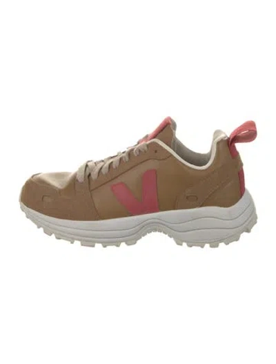 Pre-owned Veja Leather Chunky Sneakers In Brown