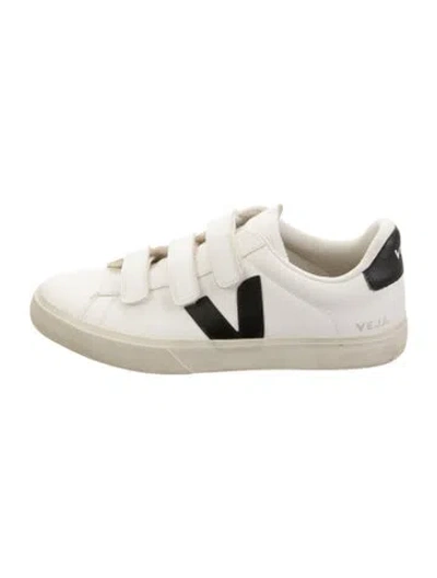 Pre-owned Veja Leather Colorblock Pattern Sneakers In White