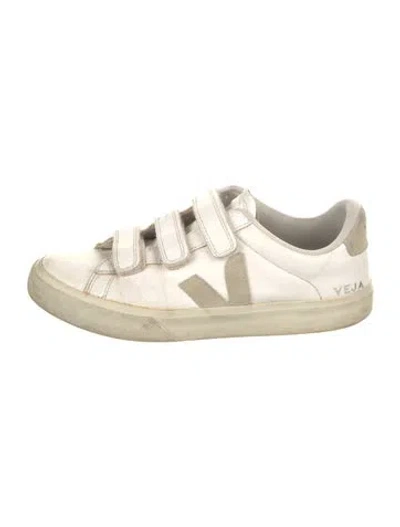 Pre-owned Veja Leather Graphic Print Sneakers In Neutral