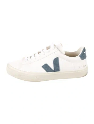Pre-owned Veja Leather Graphic Print Sneakers In White