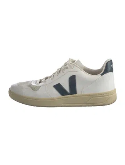 Pre-owned Veja Leather Graphic Print Sneakers In White