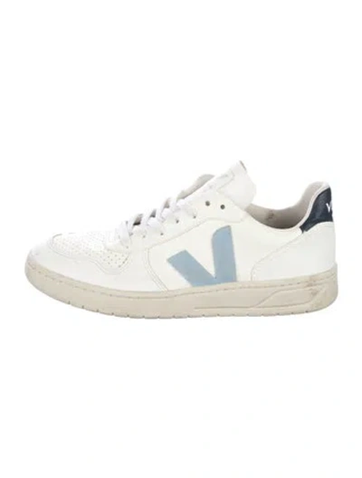 Pre-owned Veja Leather Printed Sneakers In White