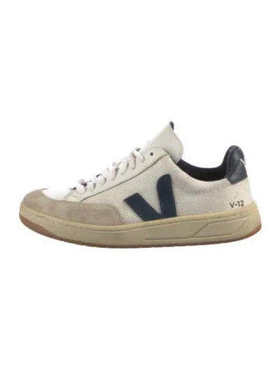 Pre-owned Veja Leather Printed Sneakers In White