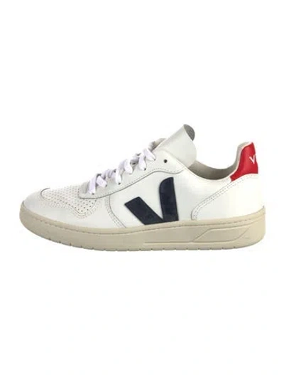 Pre-owned Veja Leather Printed Sneakers In White