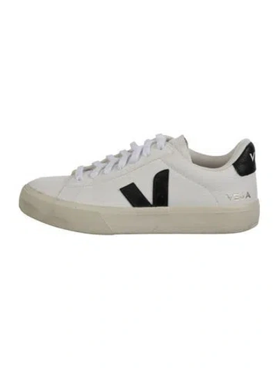 Pre-owned Veja Leather Printed Sneakers In White