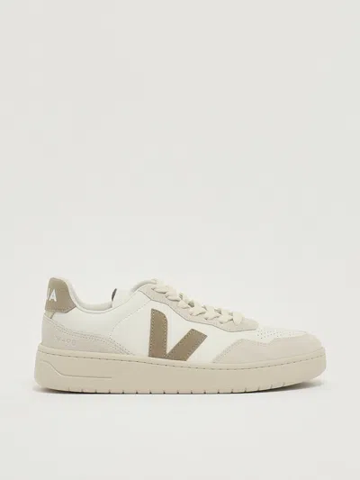 Veja Leather Sneaker In Multi