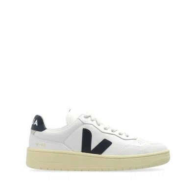 VEJA LEATHER SNEAKERS