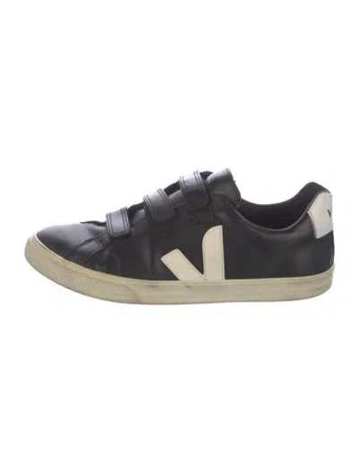 Pre-owned Veja Leather Sneakers