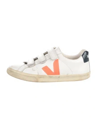 Pre-owned Veja Leather Sneakers In Black
